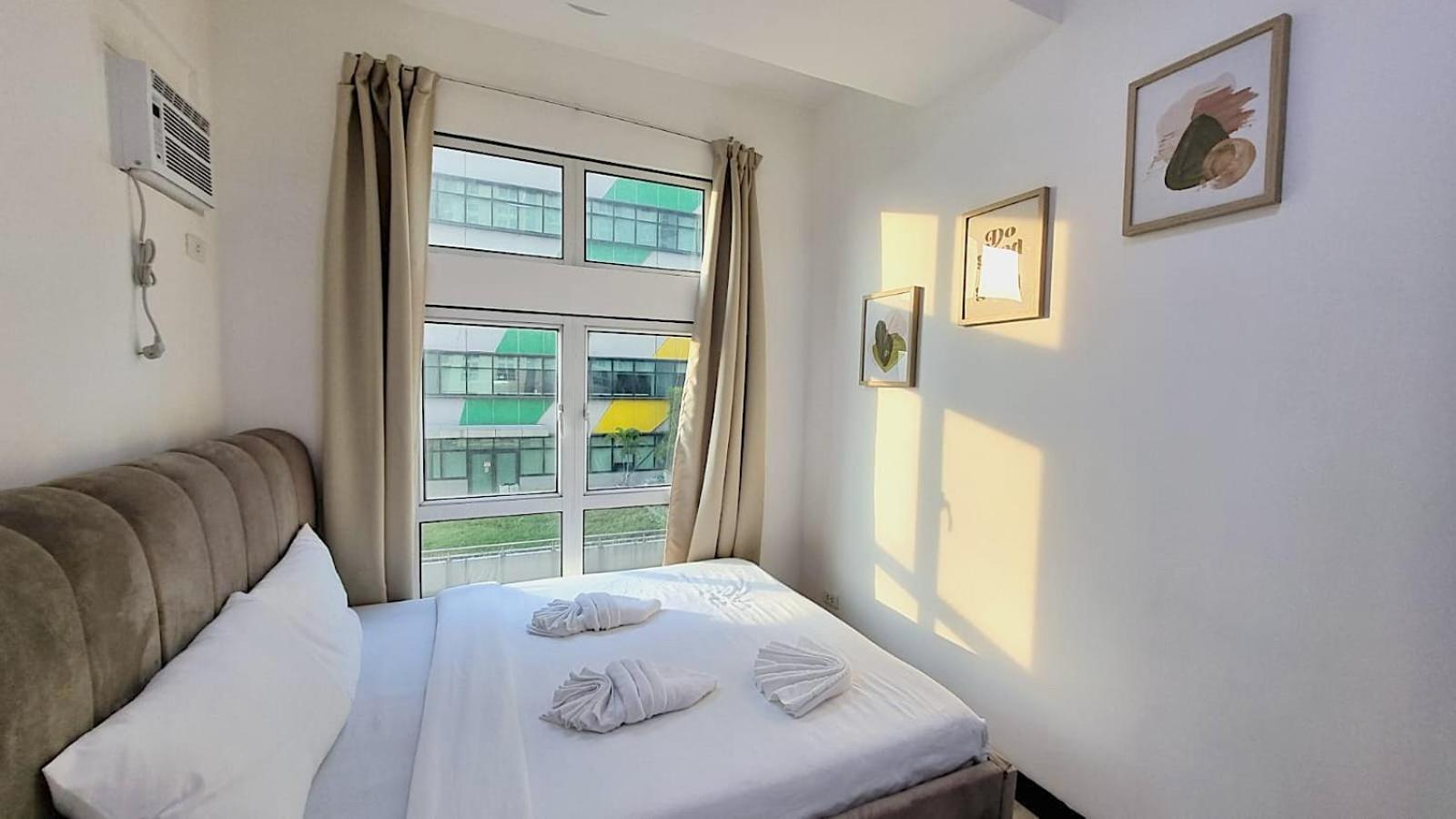 Cozy 2Br 2Bath San Lorenzo Place Netflix 4Km Naia Apartment Manila Exterior photo